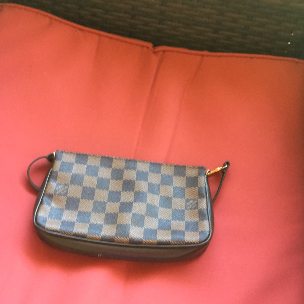 Louis Vuitton purse